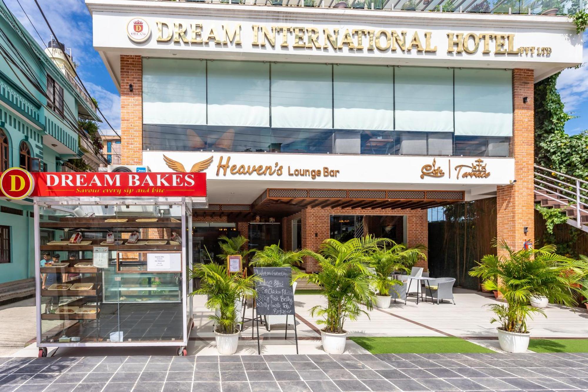 Dream International Hotel Rummindei Esterno foto